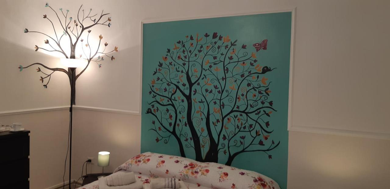 Al 68 Di Piazza Cavour Bed & Breakfast Napoli Exterior foto