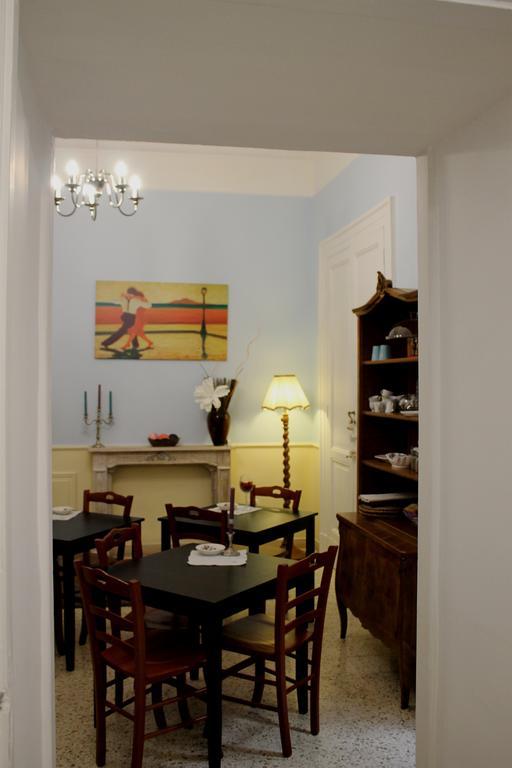 Al 68 Di Piazza Cavour Bed & Breakfast Napoli Exterior foto