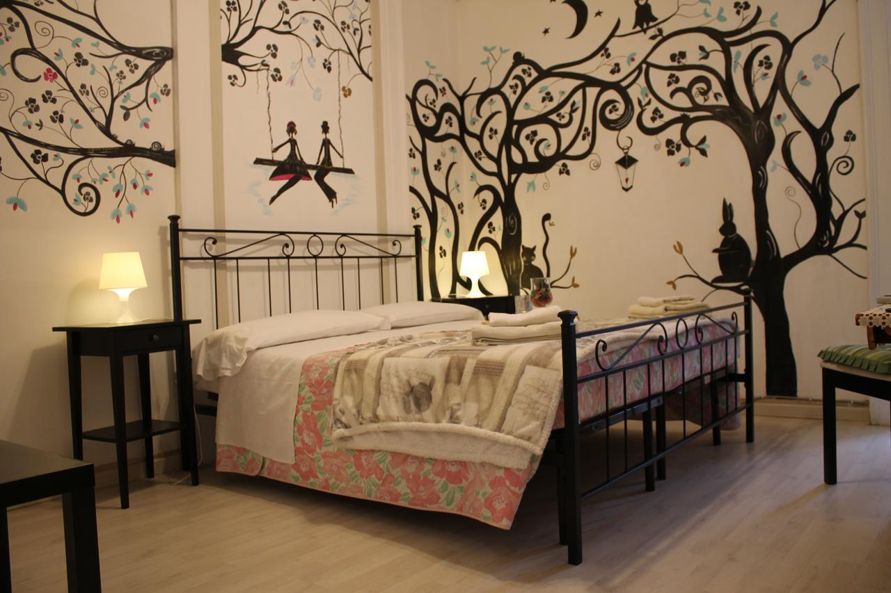 Al 68 Di Piazza Cavour Bed & Breakfast Napoli Exterior foto