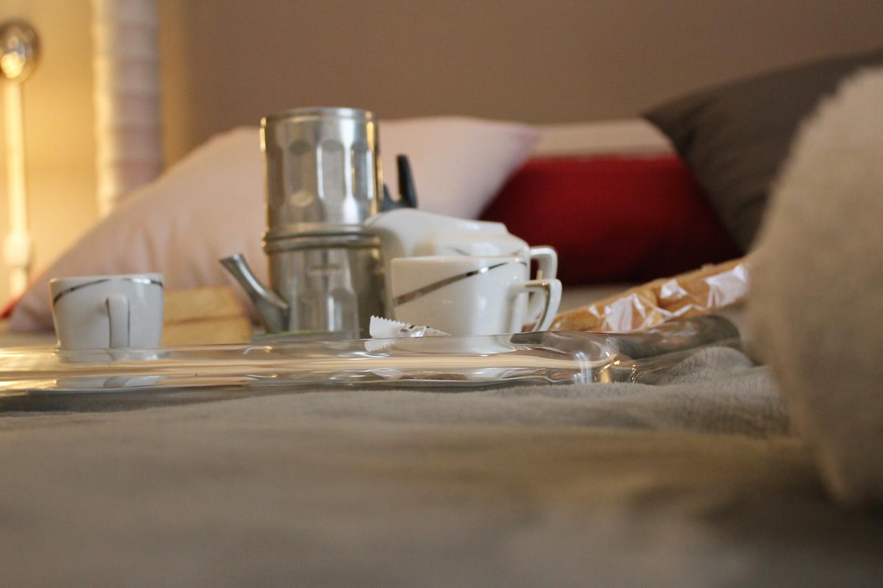Al 68 Di Piazza Cavour Bed & Breakfast Napoli Exterior foto